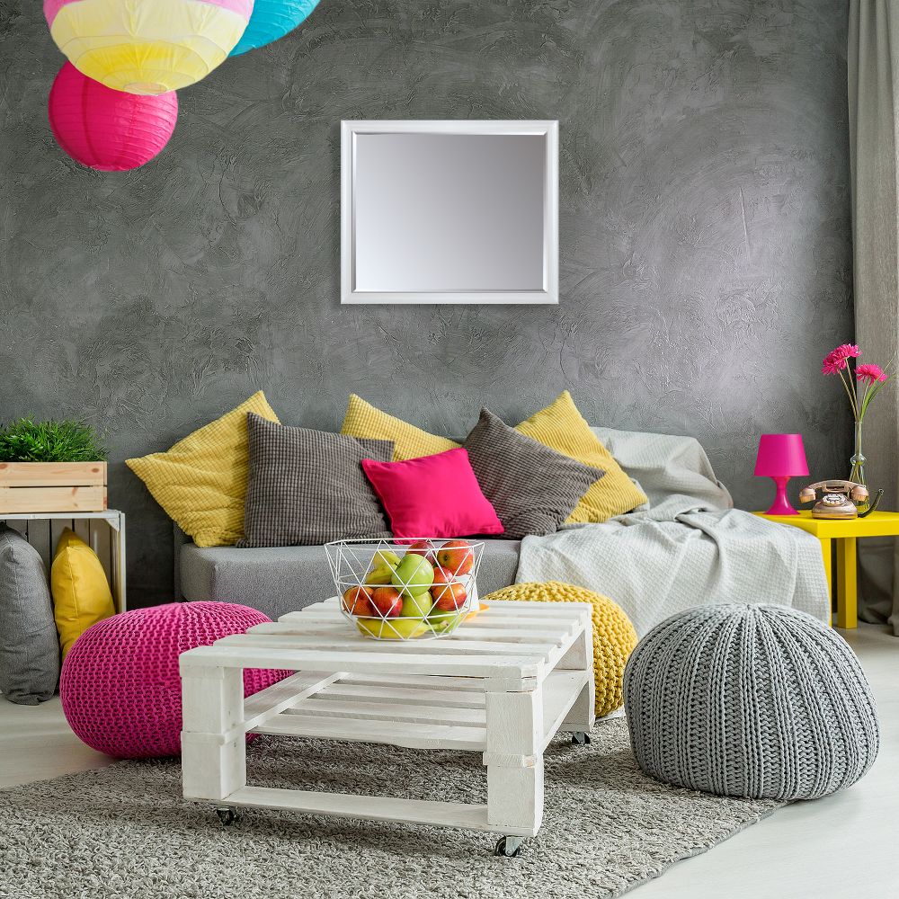 Moderne Blanc Framed Mirror