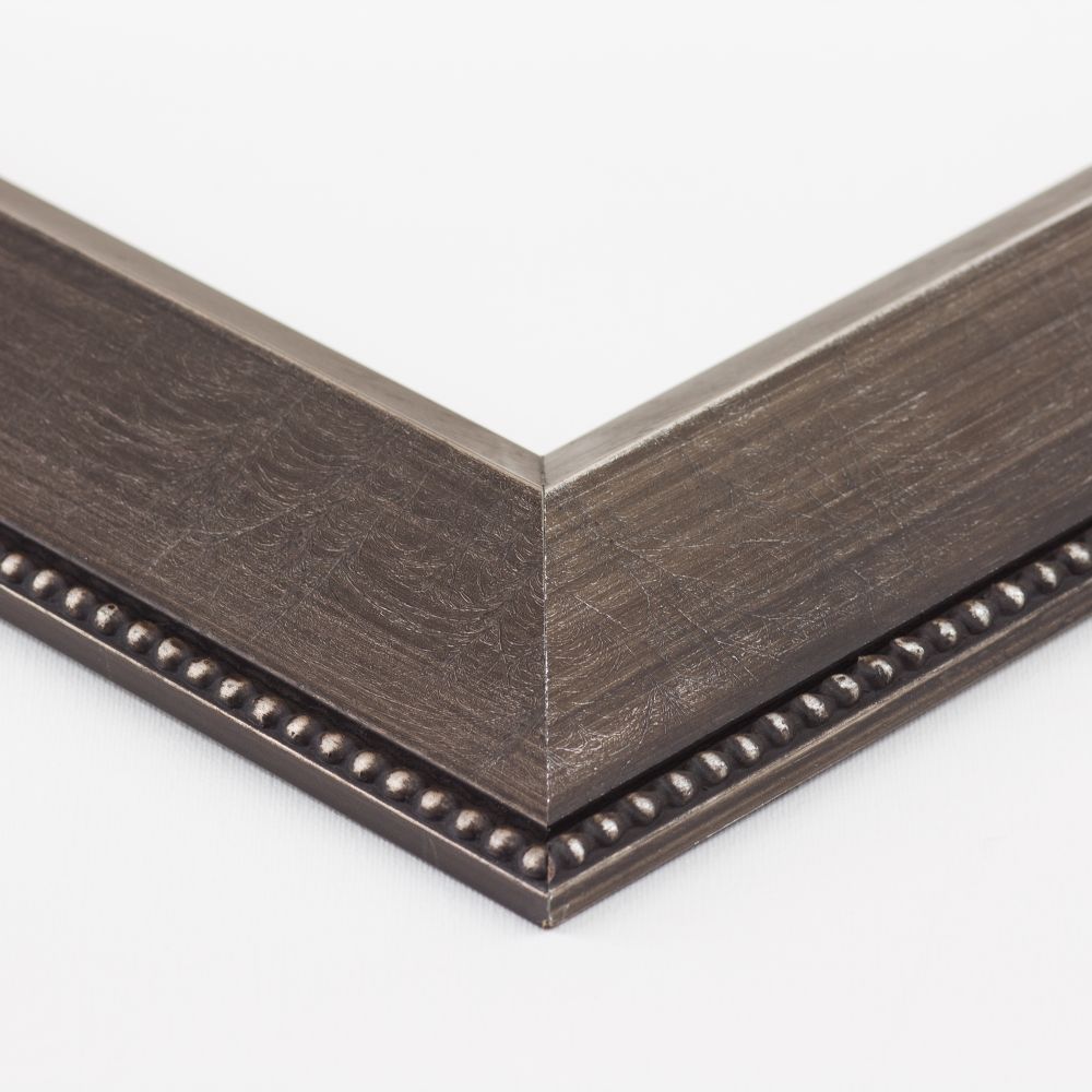 Veine D'Or Pewter Angled Frame 20