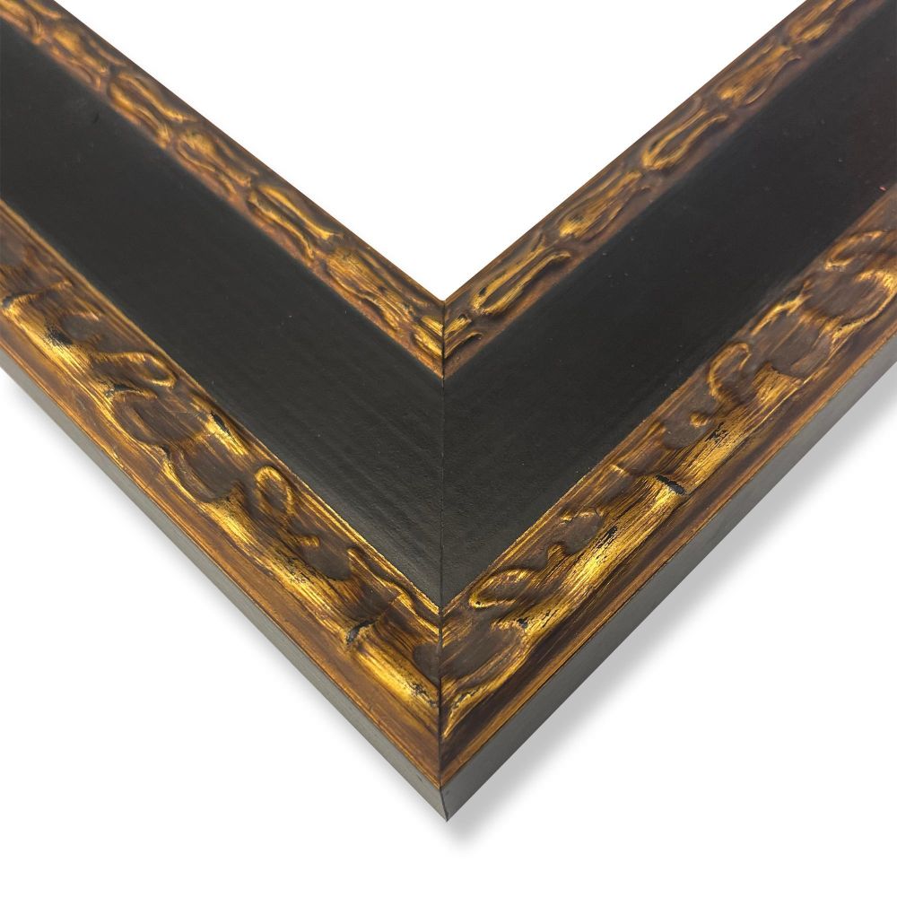 Verona Black and Gold Braid 20" X 24"