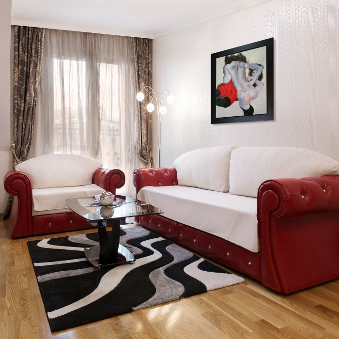 Liegende Frau mit roter Hose und Stehender Weiblicher Akt Pre-Framed - New Age Black Frame 20"X24"