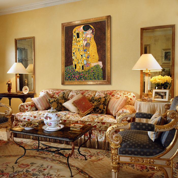 The Kiss (Full View) Pre-Framed - Vienna Gold Leaf Frame 30"X40"