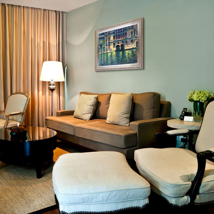 Palazzo da Mula at Venice, 1908 Pre-Framed - Elegant Champagne Frame 20"X24"