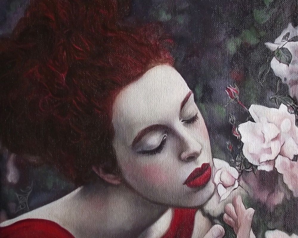 Perfume of White Roses