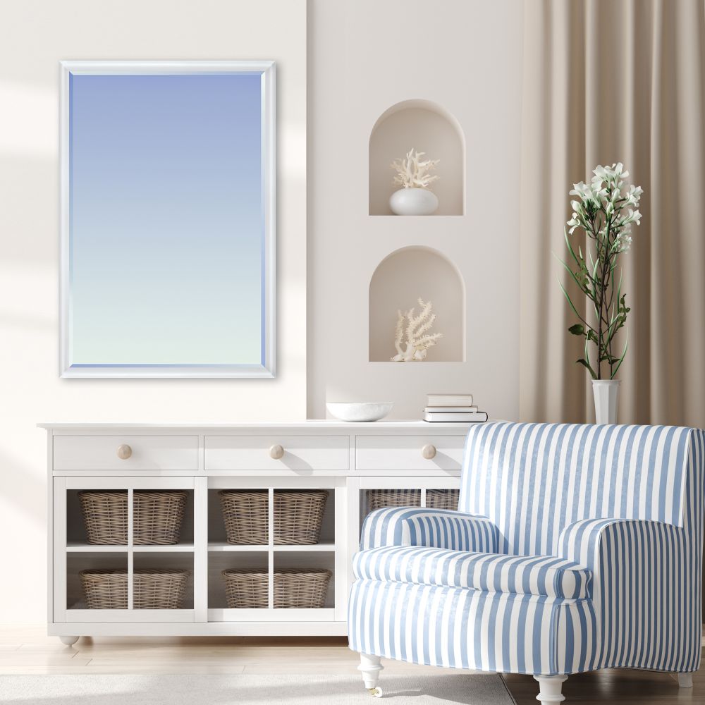 Moderne Blanc Framed Mirror