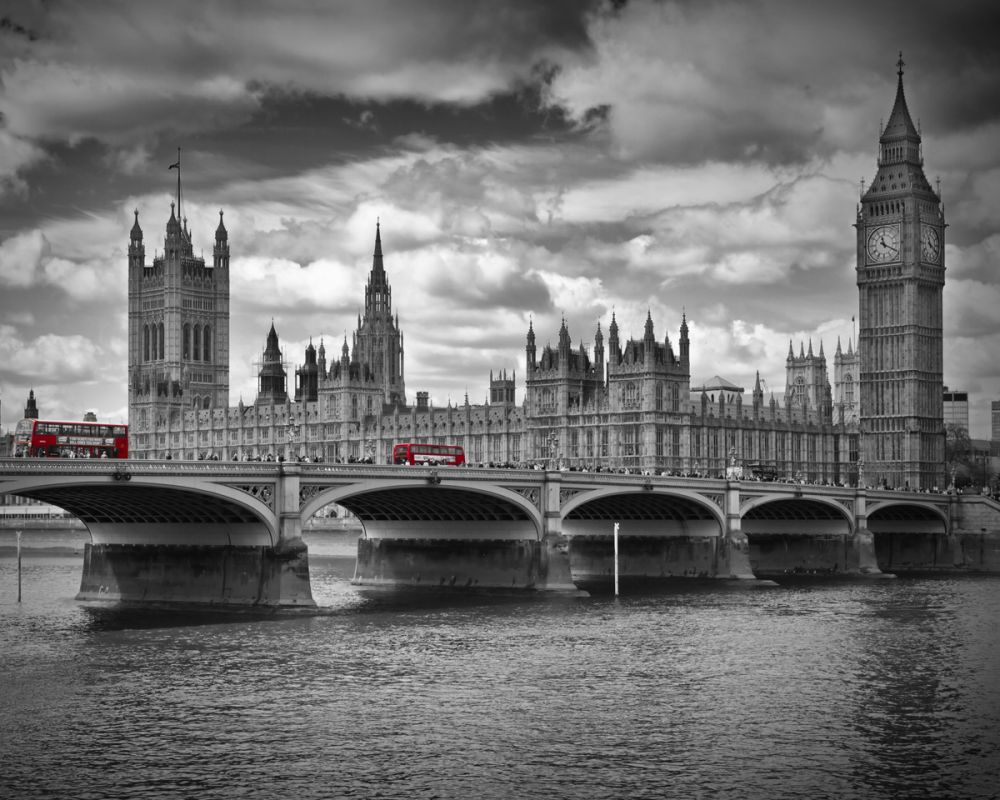 London Houses of Parliament and Red Buses
